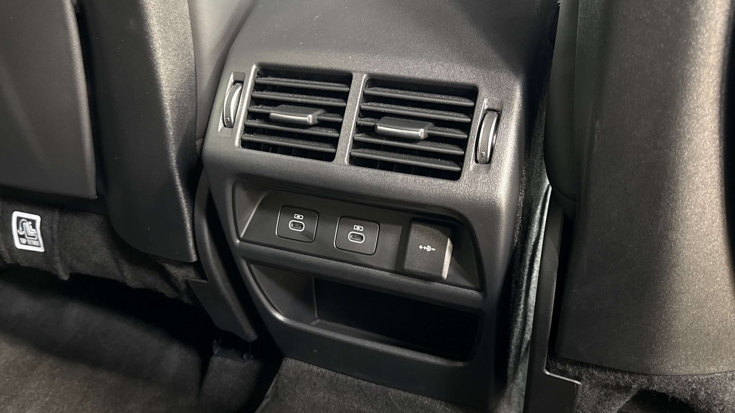 Used Land Rover Discovery Sport 2024 for sale - 76460341: Photo 18