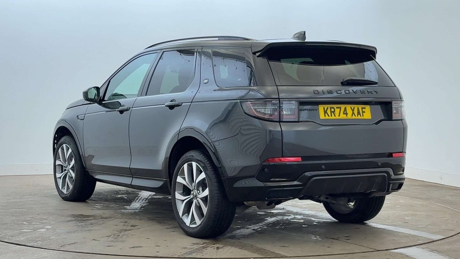 Used Land Rover Discovery Sport 2024 for sale - 76460341: Photo 2