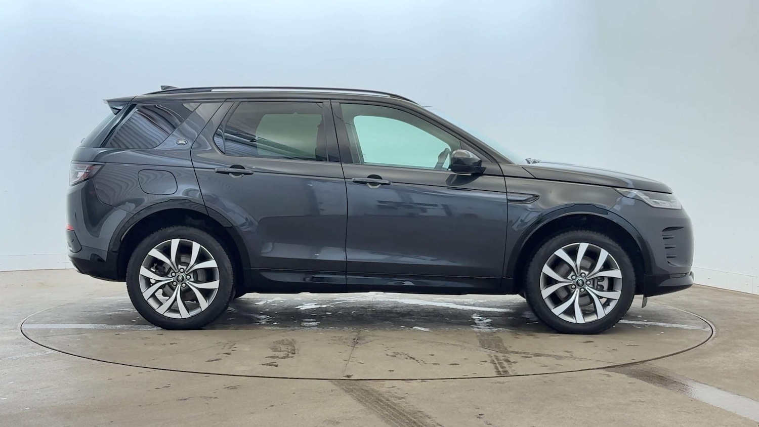 Used Land Rover Discovery Sport 2024 for sale - 76460341: Photo 5