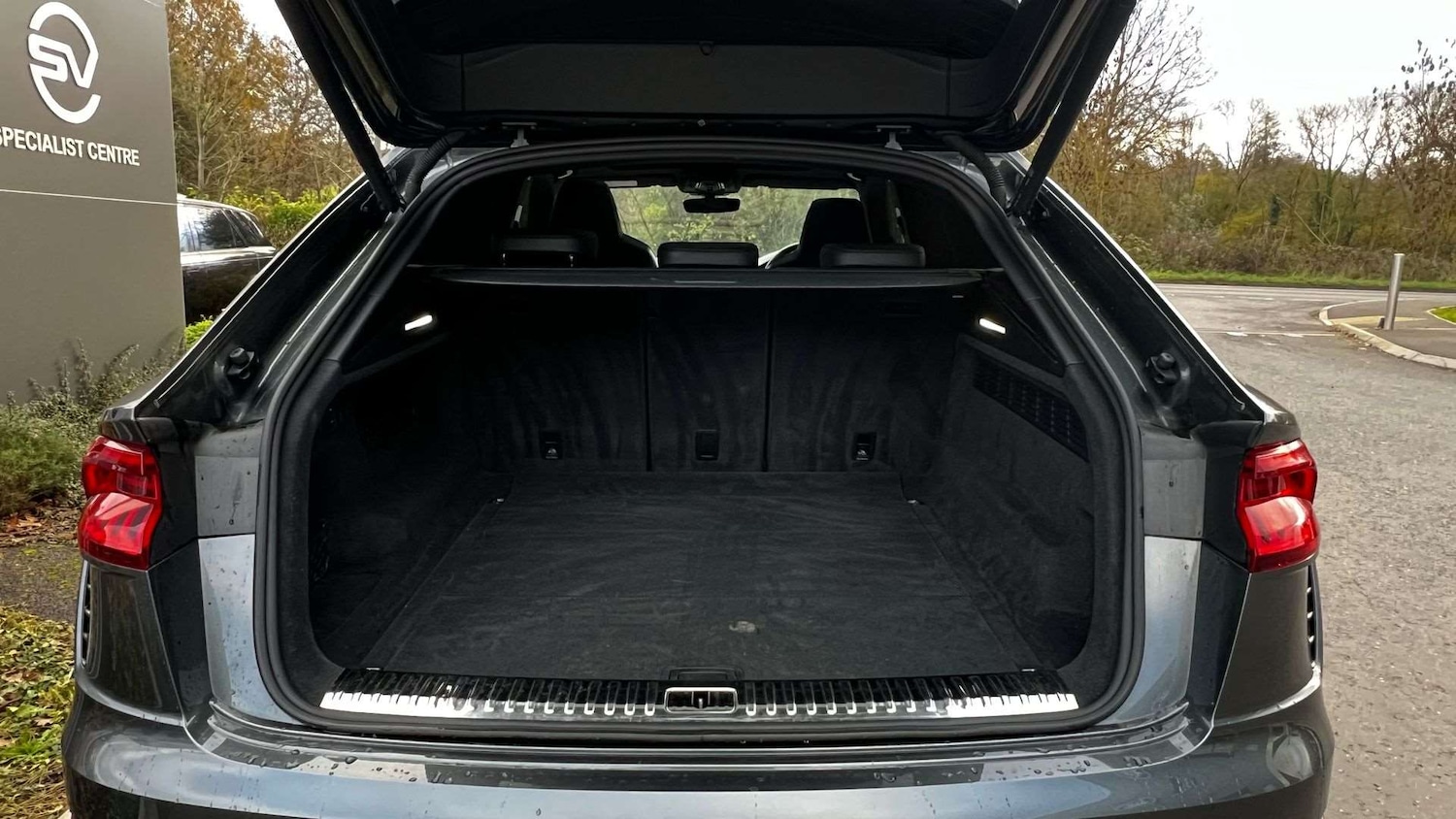 Used Audi RS Q8 2021 for sale - 76851591: Photo 10