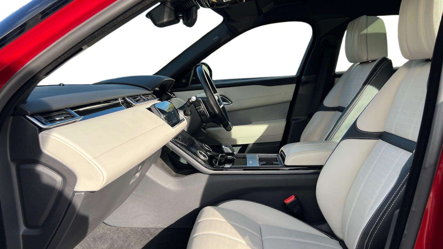 Used Land Rover Range Rover Velar 2021 for sale - 76460025: Photo 3