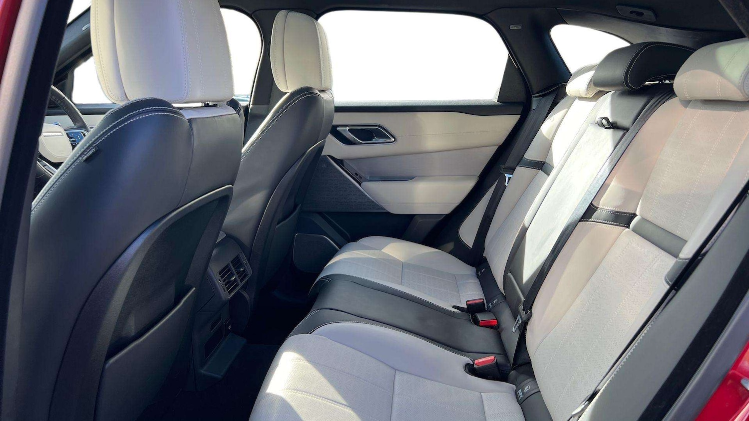 Used Land Rover Range Rover Velar 2021 for sale - 76460025: Photo 4