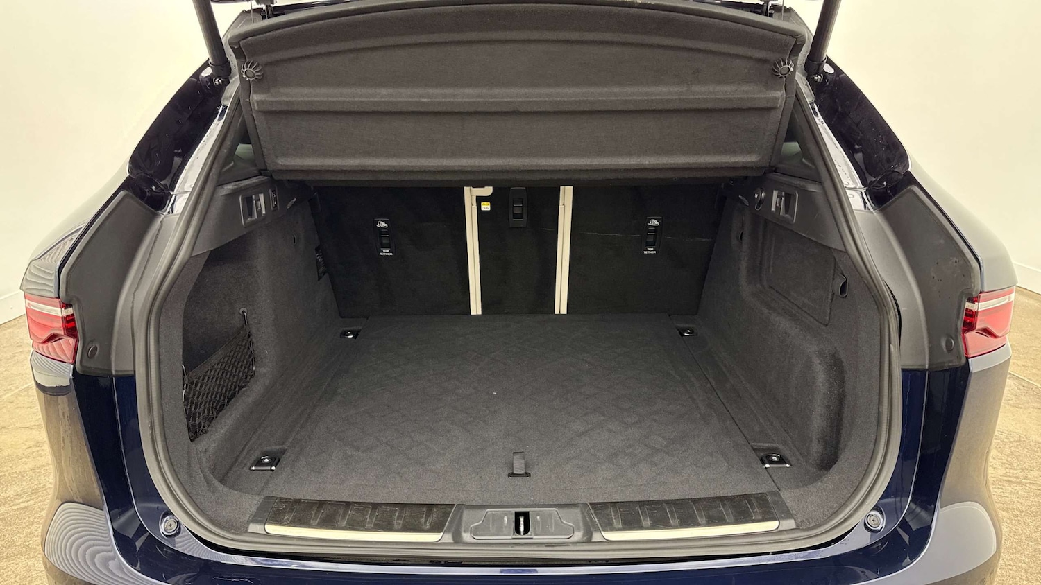 Used Jaguar F-Pace 2024 for sale - 77527115: Photo 10