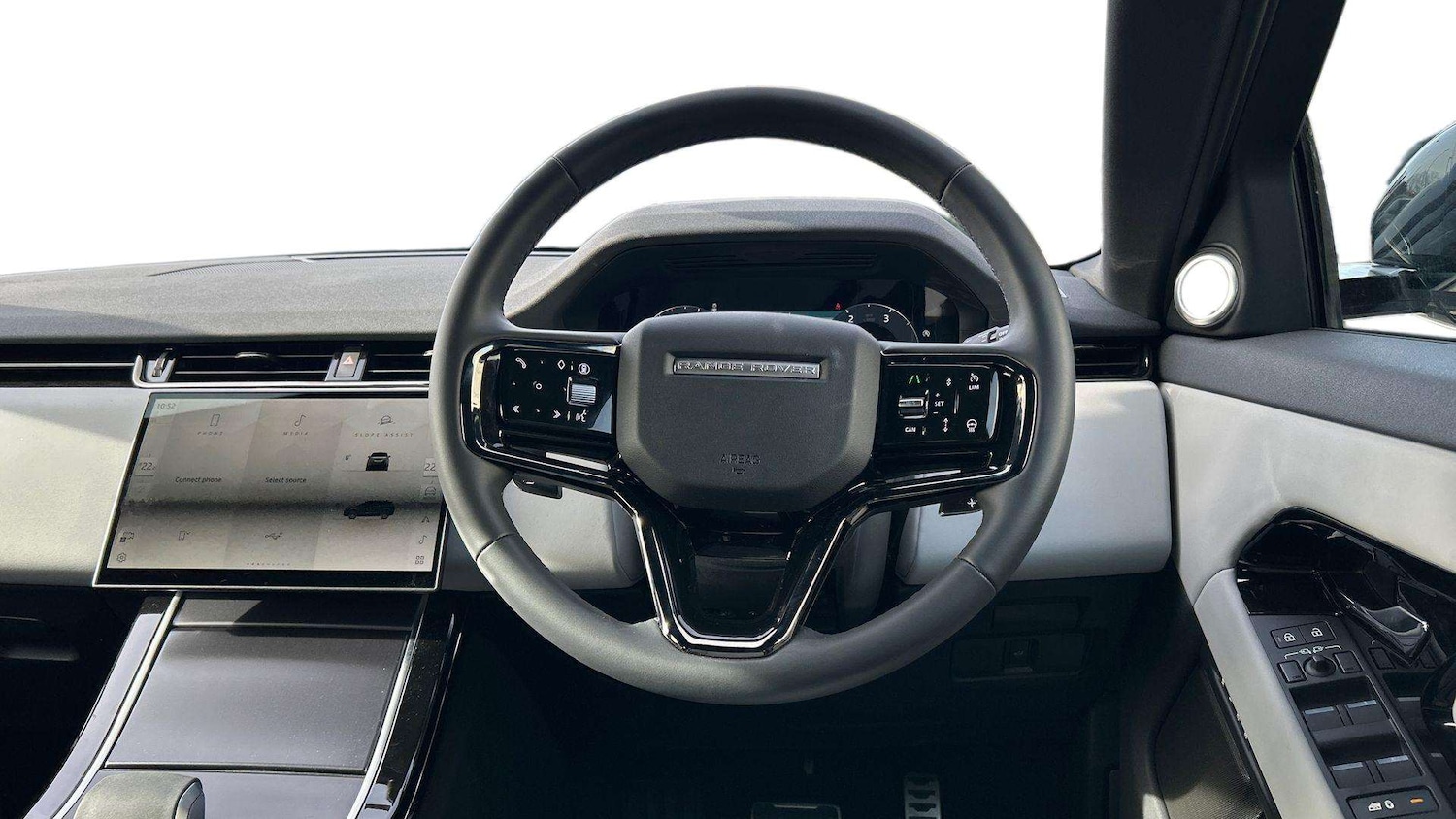 Used Land Rover Range Rover Evoque 2025 for sale - 77601400: Photo 15