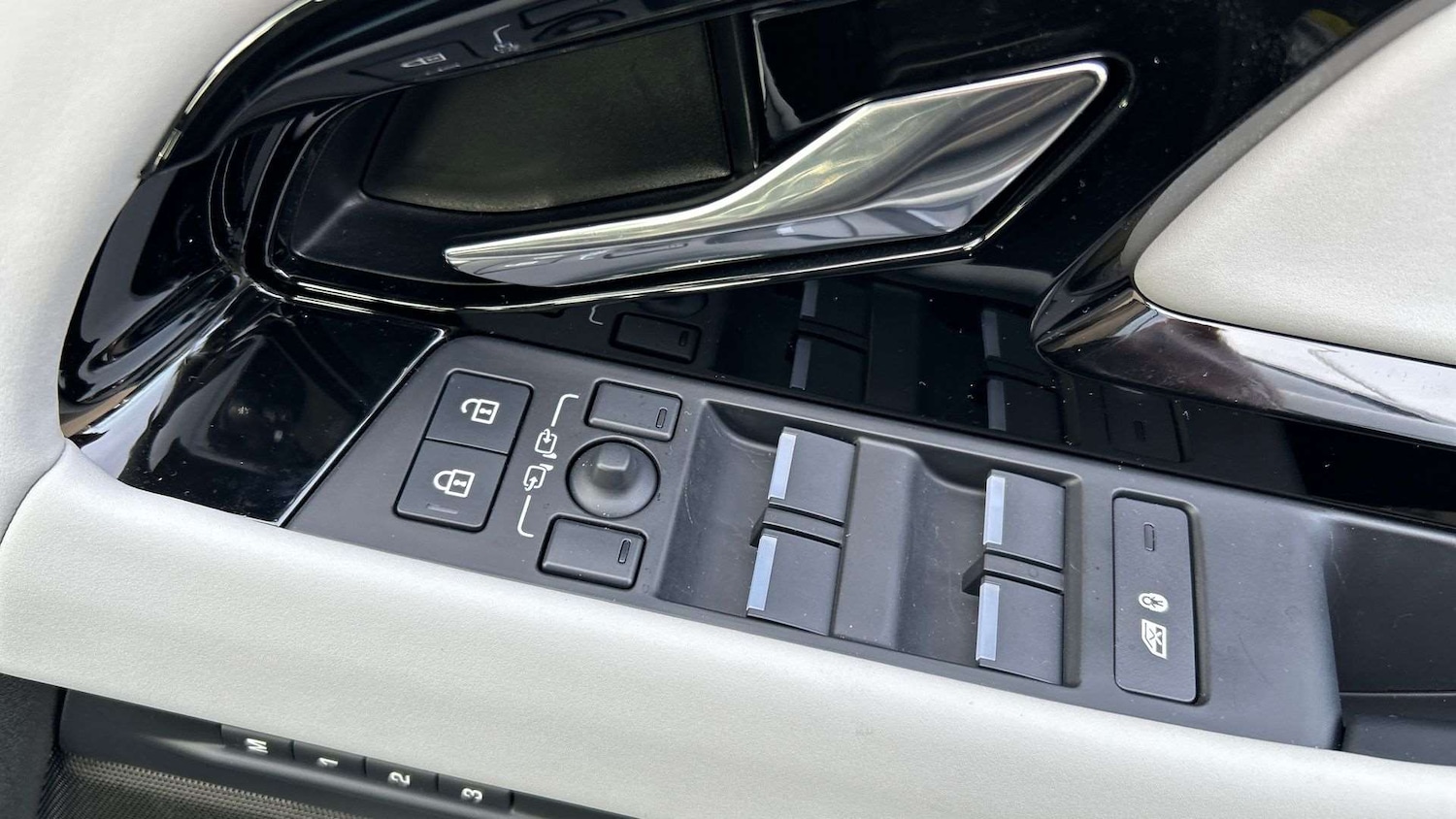 Used Land Rover Range Rover Evoque 2025 for sale - 77601400: Photo 25