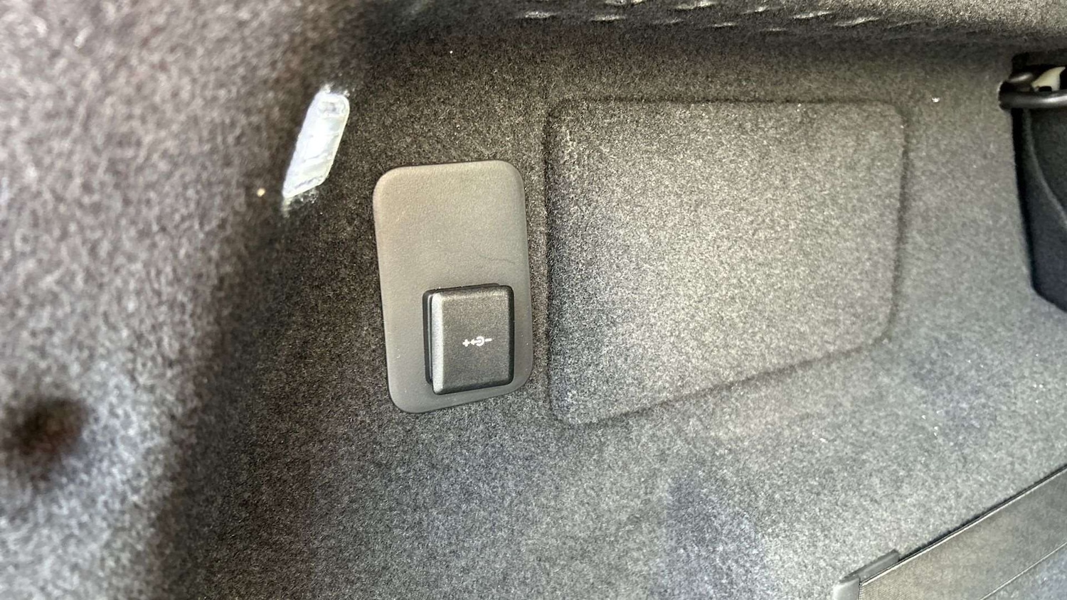 Used Land Rover Range Rover Evoque 2025 for sale - 77601400: Photo 30