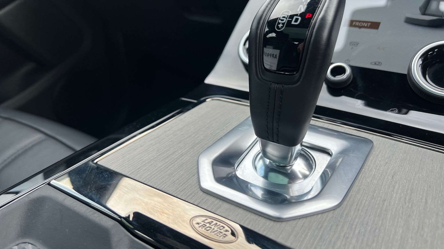 Used Land Rover Range Rover Evoque 2023 for sale - 77913985: Photo 30