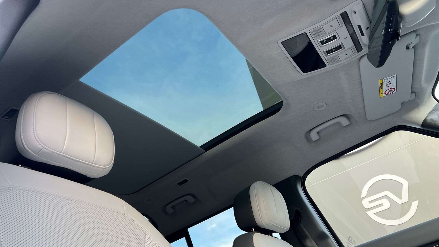 Used Land Rover Defender 2024 for sale - 76587671: Photo 21