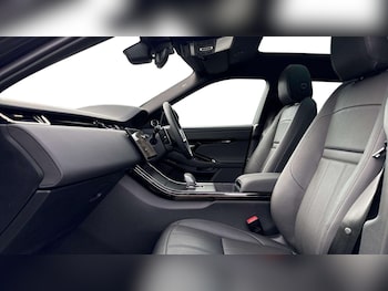 Used Land Rover Range Rover Evoque 2025 for sale - 79523860: Photo