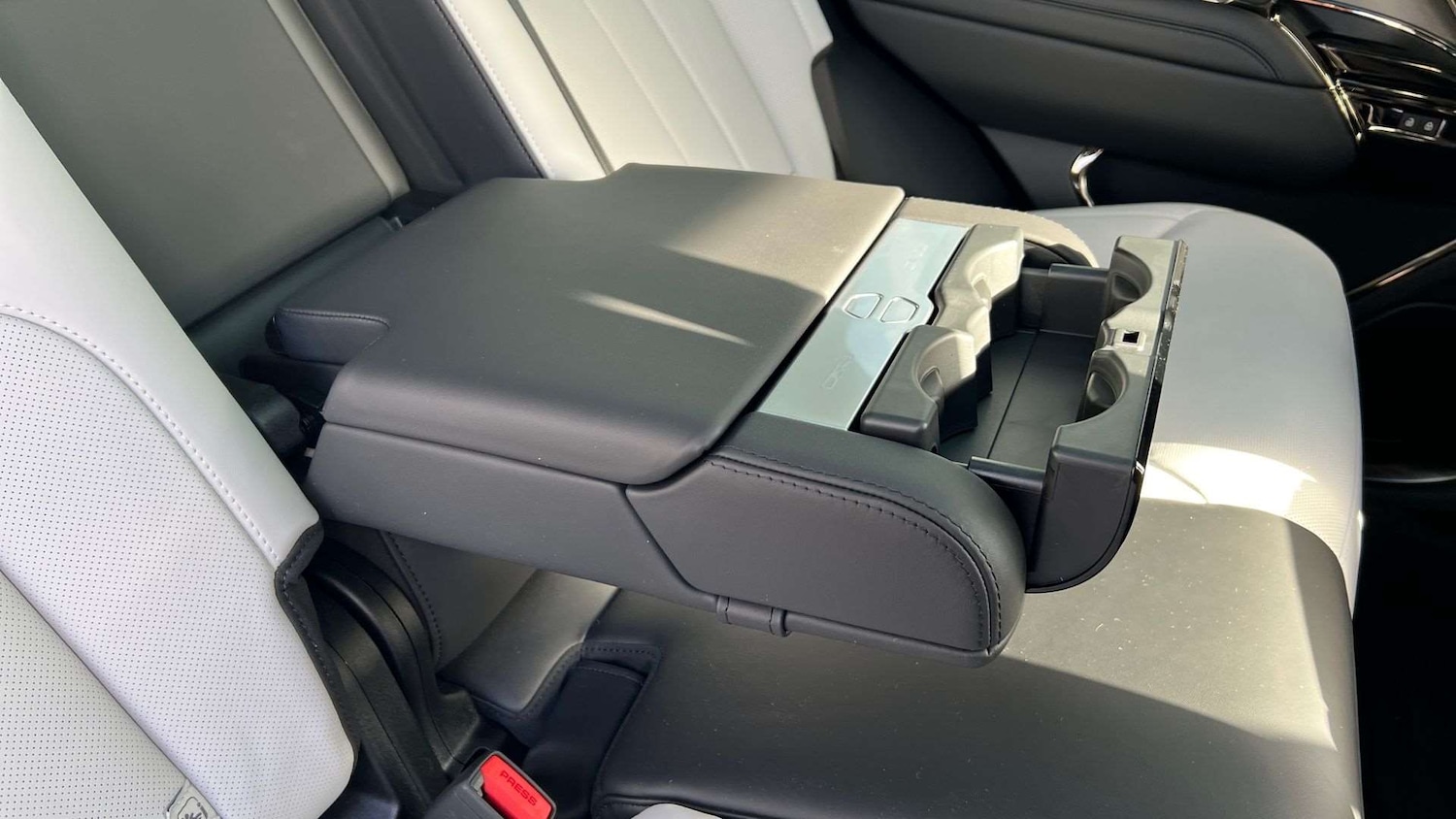 Used Land Rover Range Rover Sport 2025 for sale - 76460002: Photo 32