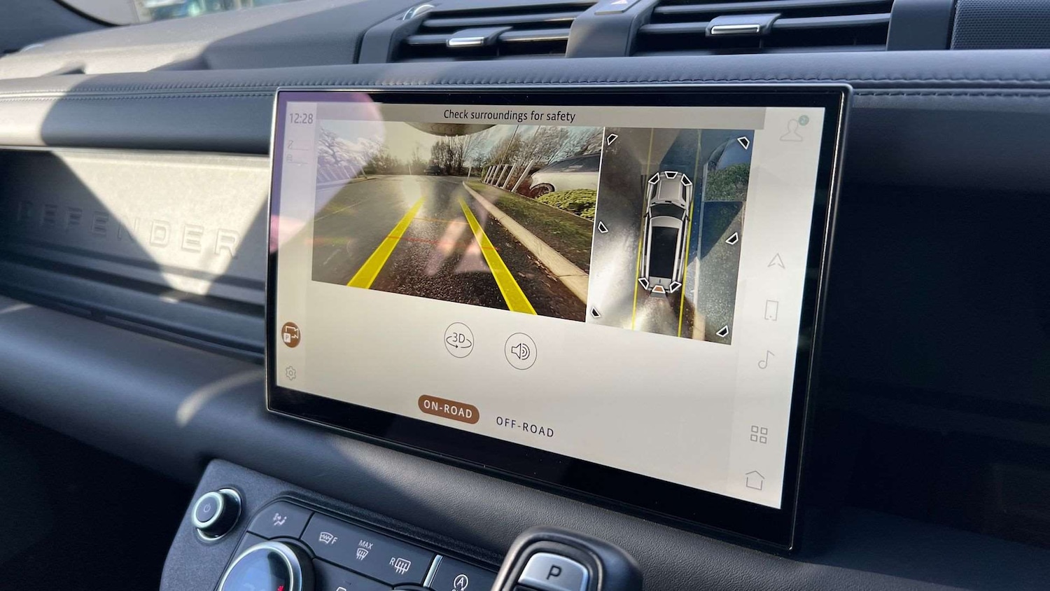 Used Land Rover Defender 2023 for sale - 76564325: Photo 12