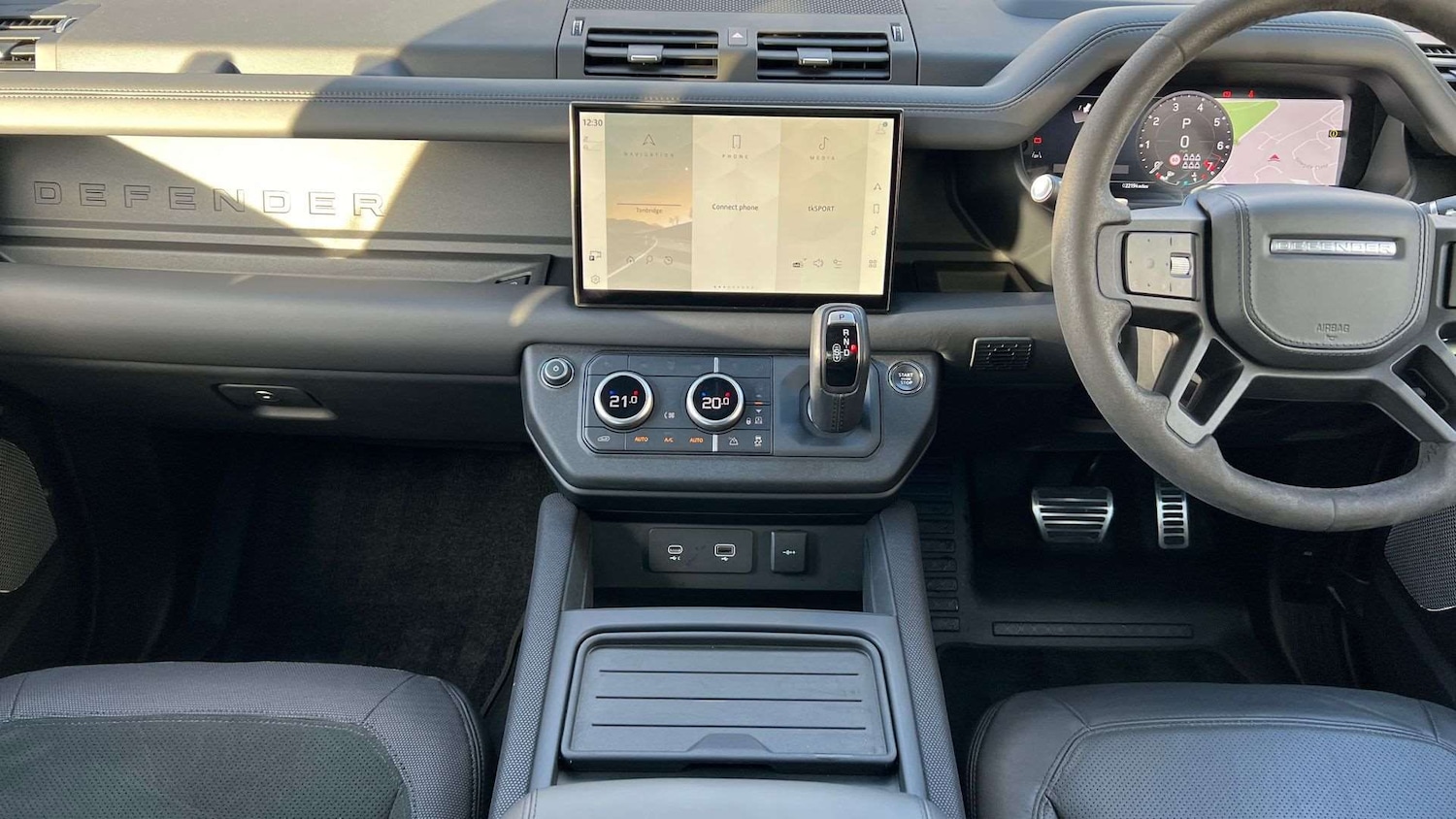 Used Land Rover Defender 2023 for sale - 76564325: Photo 14