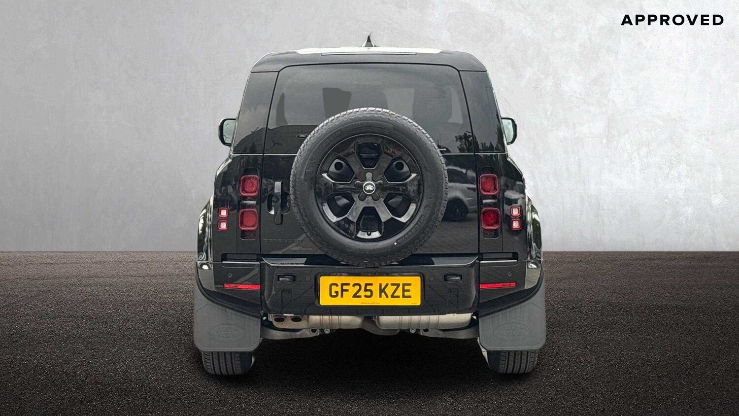 Used Land Rover Defender 2025 for sale - 76460570: Photo 6