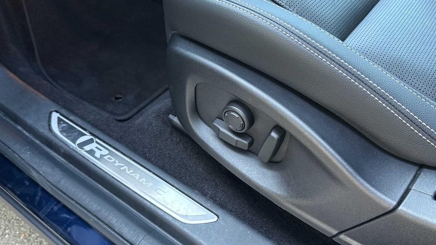 Used Jaguar E-Pace 2022 for sale - 76459841: Photo 24