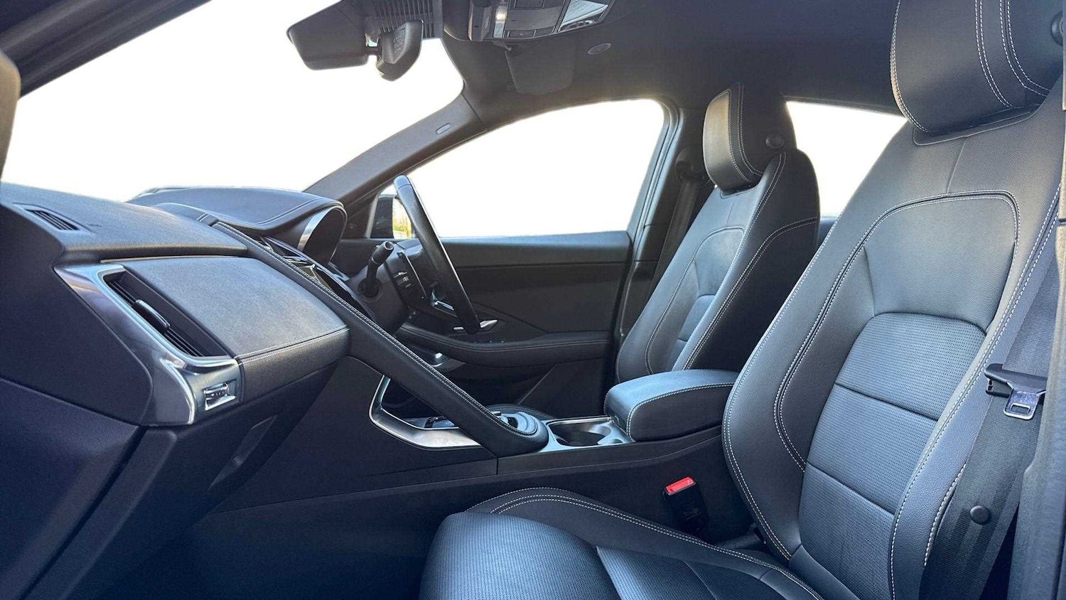 Used Jaguar E-Pace 2022 for sale - 76459841: Photo 3