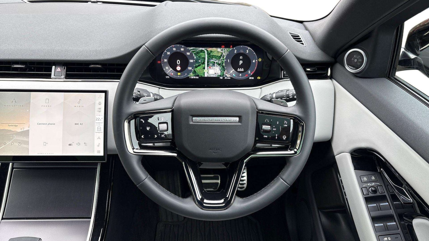 Used Land Rover Range Rover Evoque 2025 for sale - 77527082: Photo 15