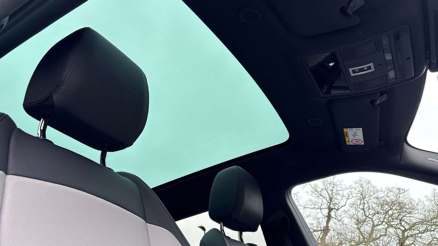 Used Land Rover Range Rover Evoque 2025 for sale - 77527082: Photo 21