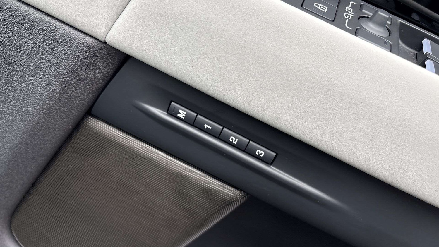 Used Land Rover Range Rover Evoque 2025 for sale - 77527082: Photo 25