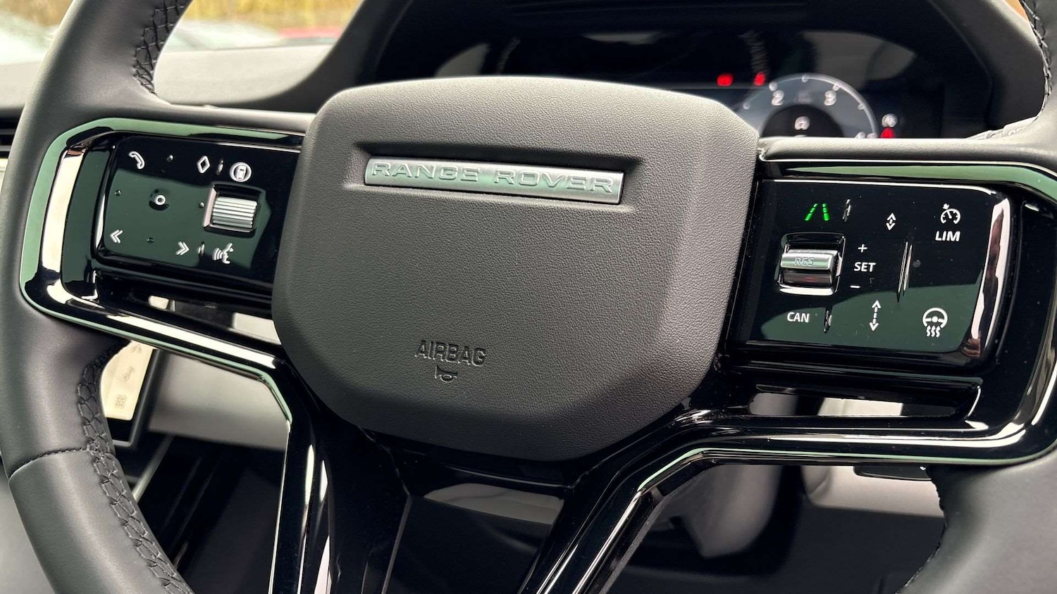 Used Land Rover Range Rover Evoque 2025 for sale - 77527082: Photo 29