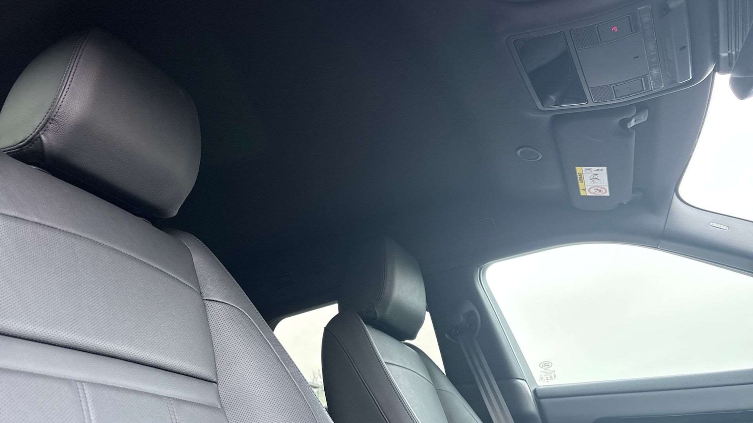 Used Land Rover Range Rover Evoque 2025 for sale - 77526848: Photo 21