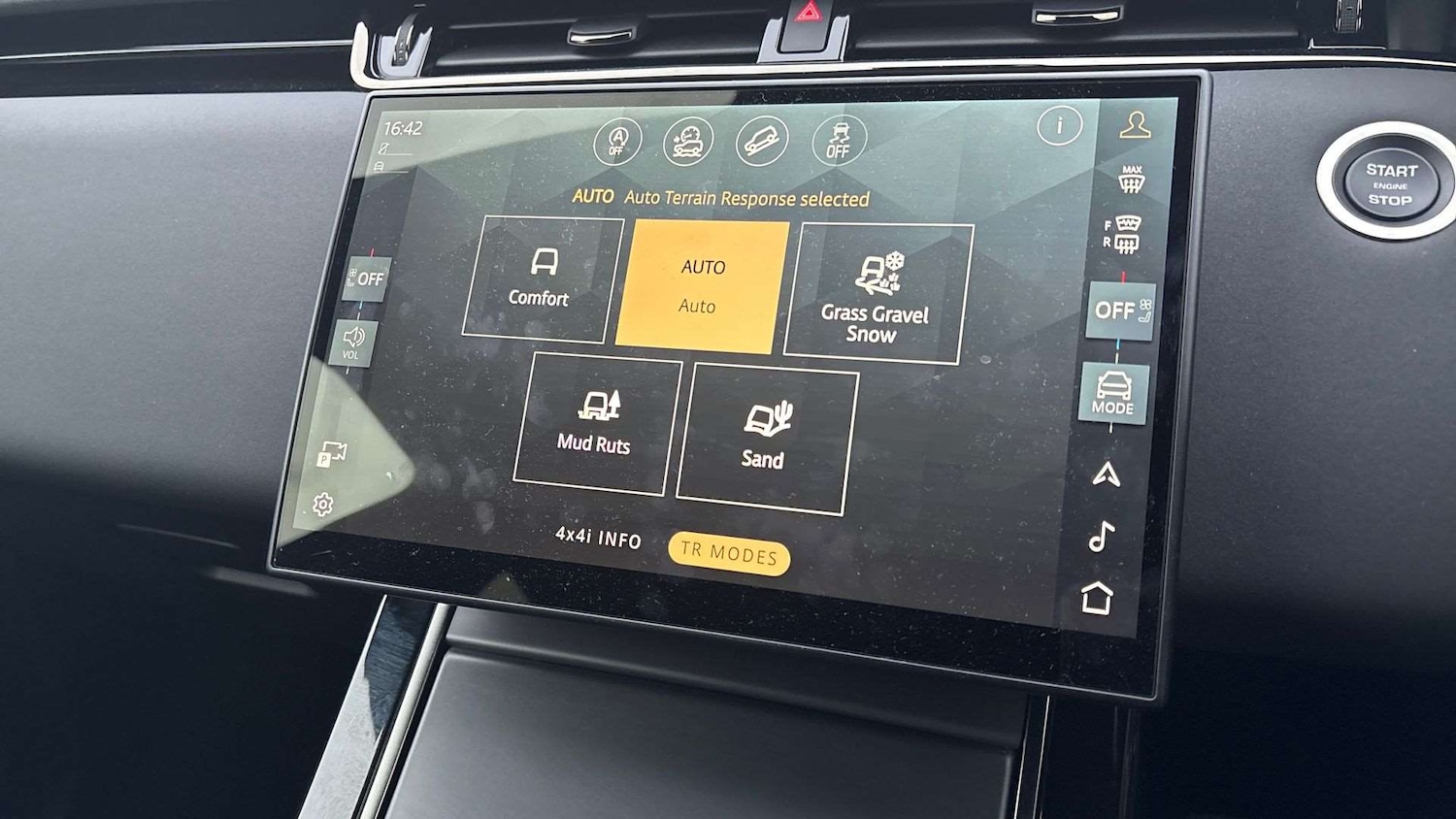 Used Land Rover Range Rover Evoque 2025 for sale - 77526848: Photo 34