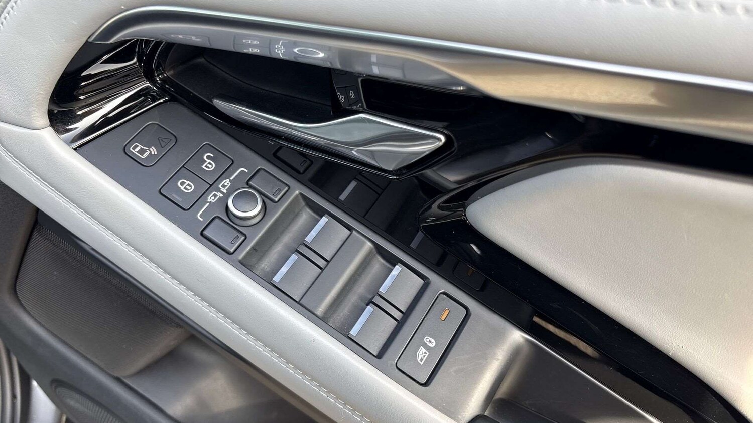 Used Land Rover Range Rover Evoque 2020 for sale - 77972648: Photo 25