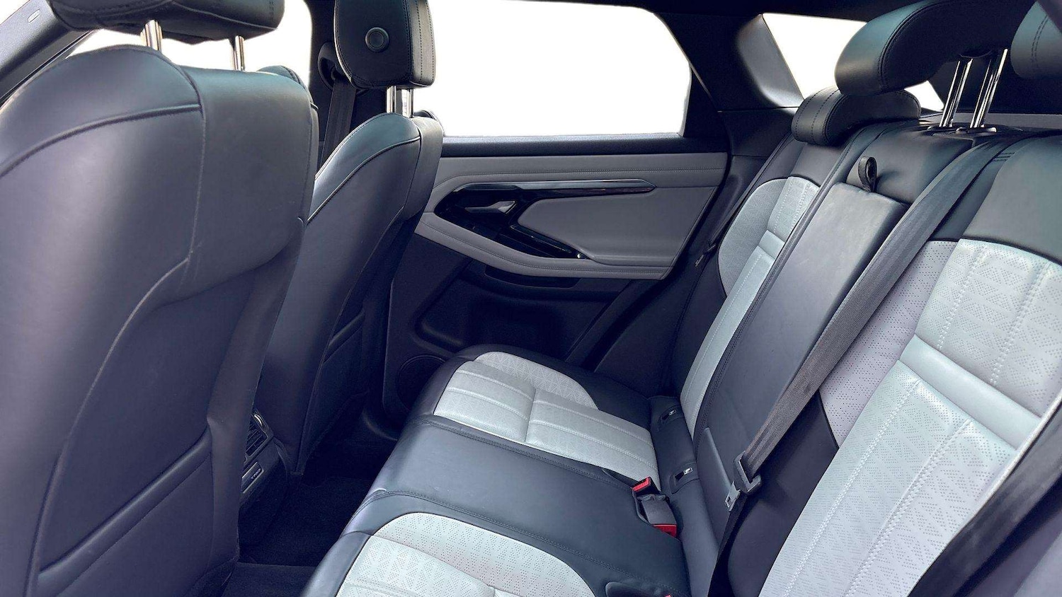 Used Land Rover Range Rover Evoque 2020 for sale - 77972648: Photo 4