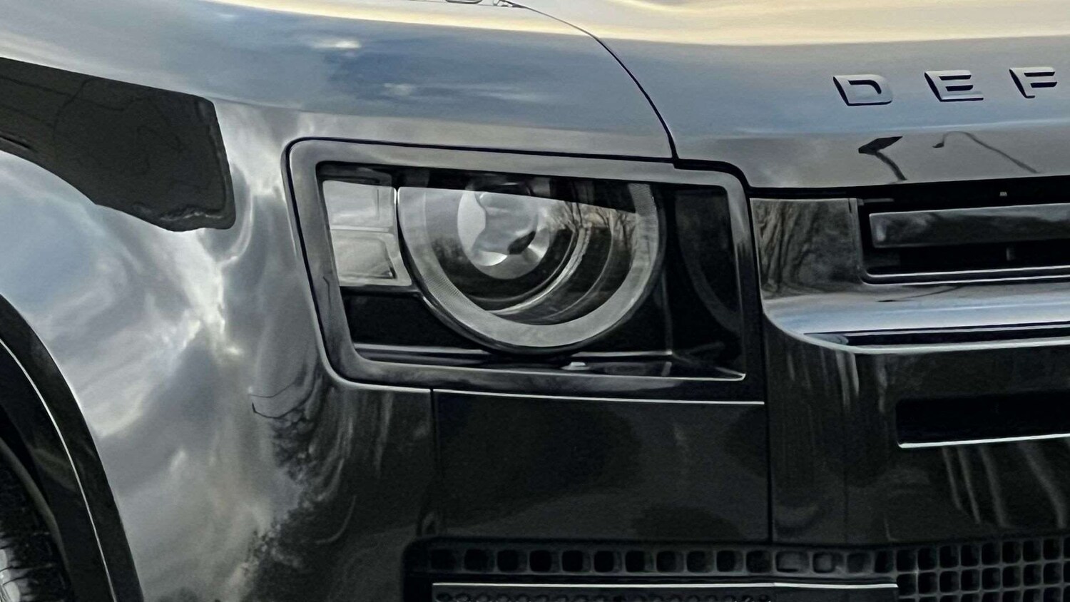 Used Land Rover Defender 2023 for sale - 77674784: Photo 17