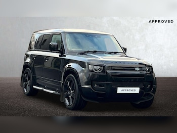 Used Land Rover Defender 2023 for sale - 77674784: Photo