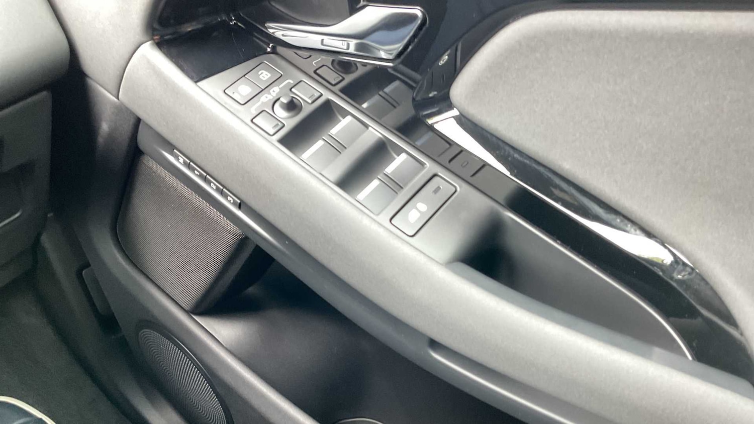 Used Land Rover Range Rover Evoque 2024 for sale - 76460665: Photo 11