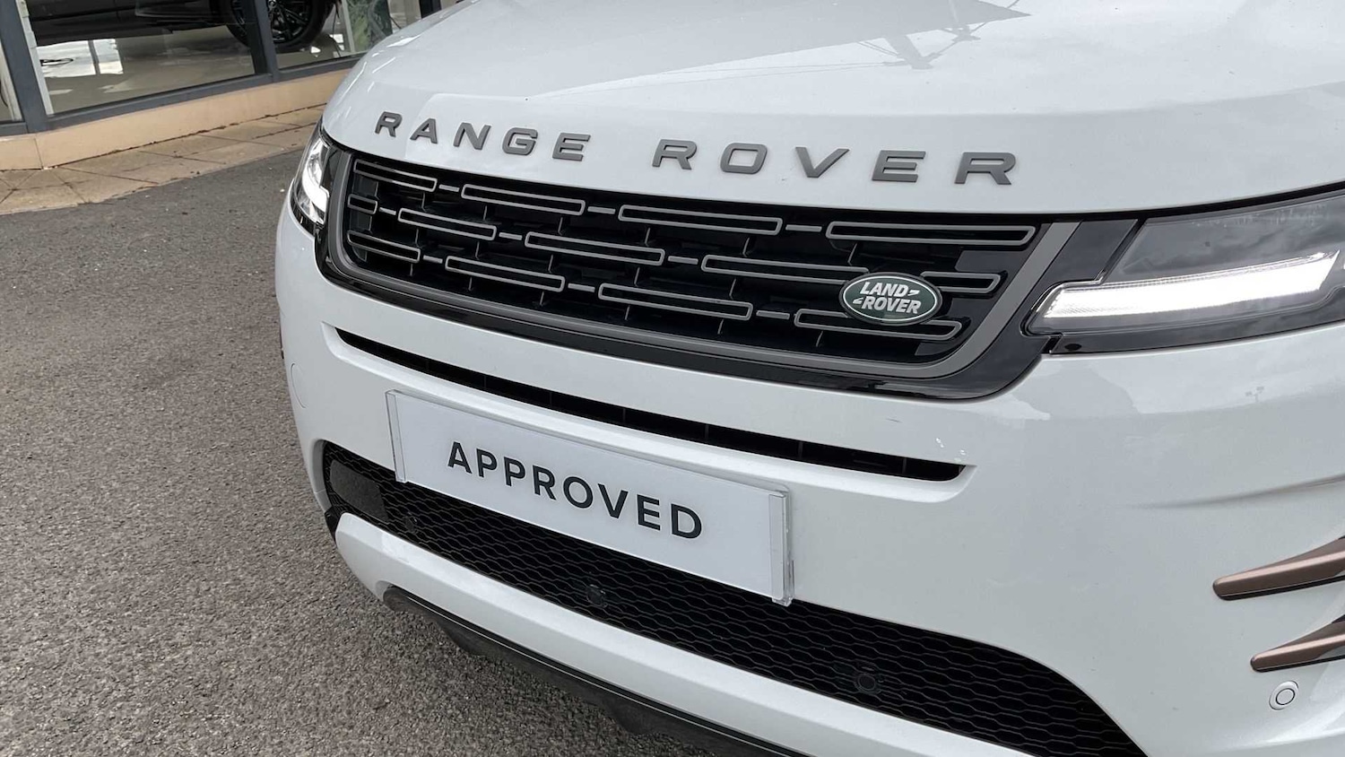 Used Land Rover Range Rover Evoque 2024 for sale - 76460665: Photo 23