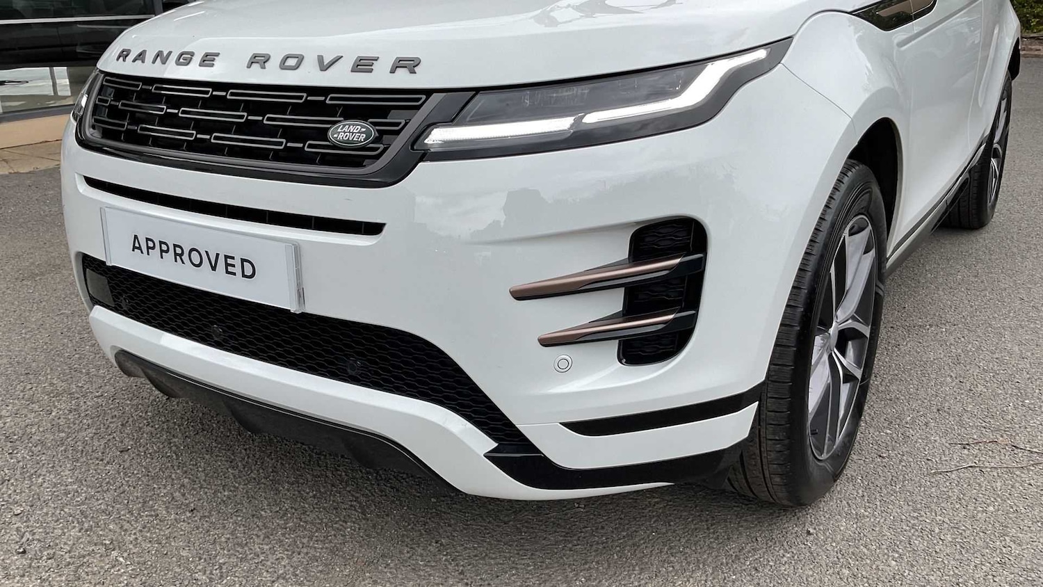 Used Land Rover Range Rover Evoque 2024 for sale - 76460665: Photo 24