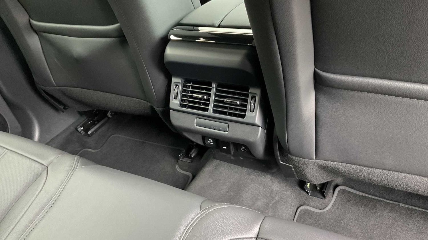 Used Land Rover Range Rover Evoque 2024 for sale - 76460665: Photo 33