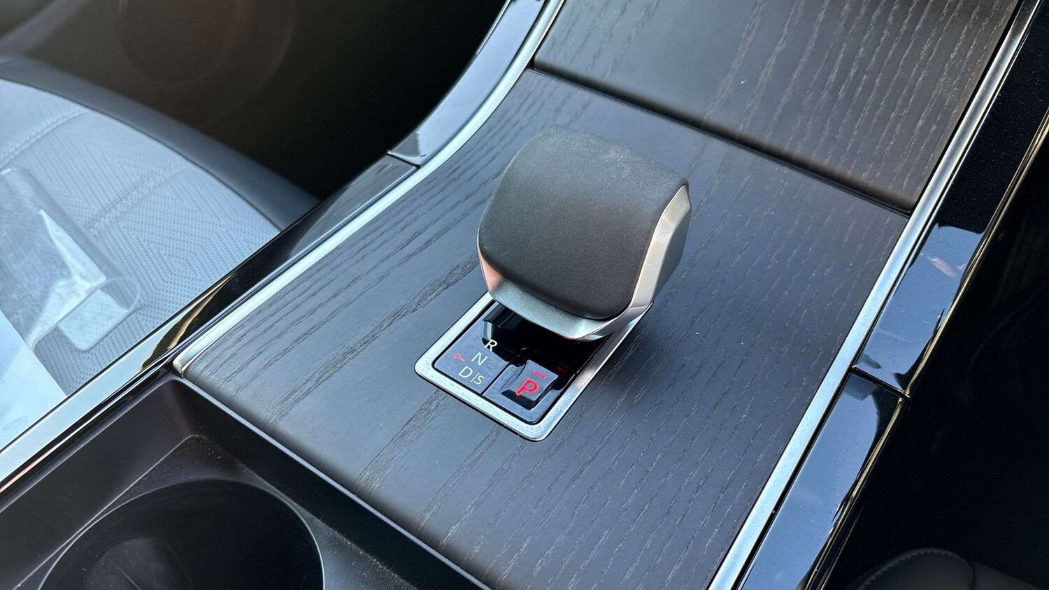 Used Land Rover Range Rover Evoque 2024 for sale - 77740886: Photo 13