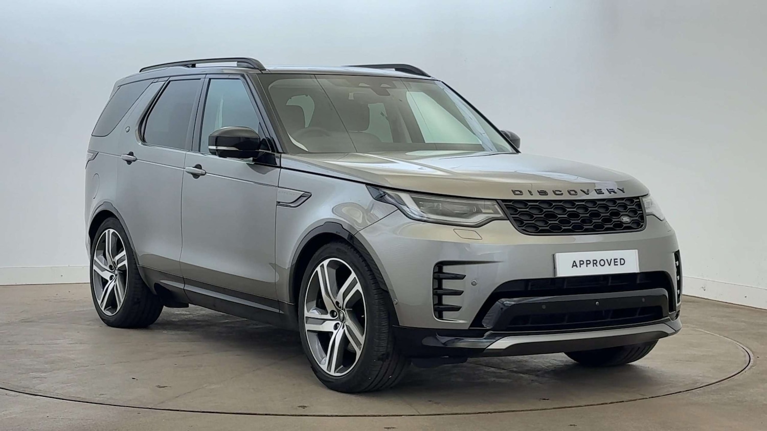 Used Land Rover Discovery 2024 for sale - 76460099: Photo 1