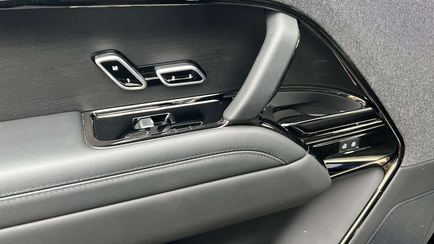 Used Land Rover Range Rover Sport 2023 for sale - 76587588: Photo 30