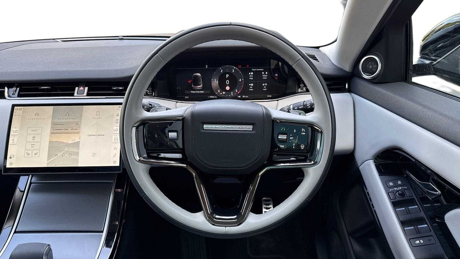 Used Land Rover Range Rover Evoque 2025 for sale - 76459801: Photo 15