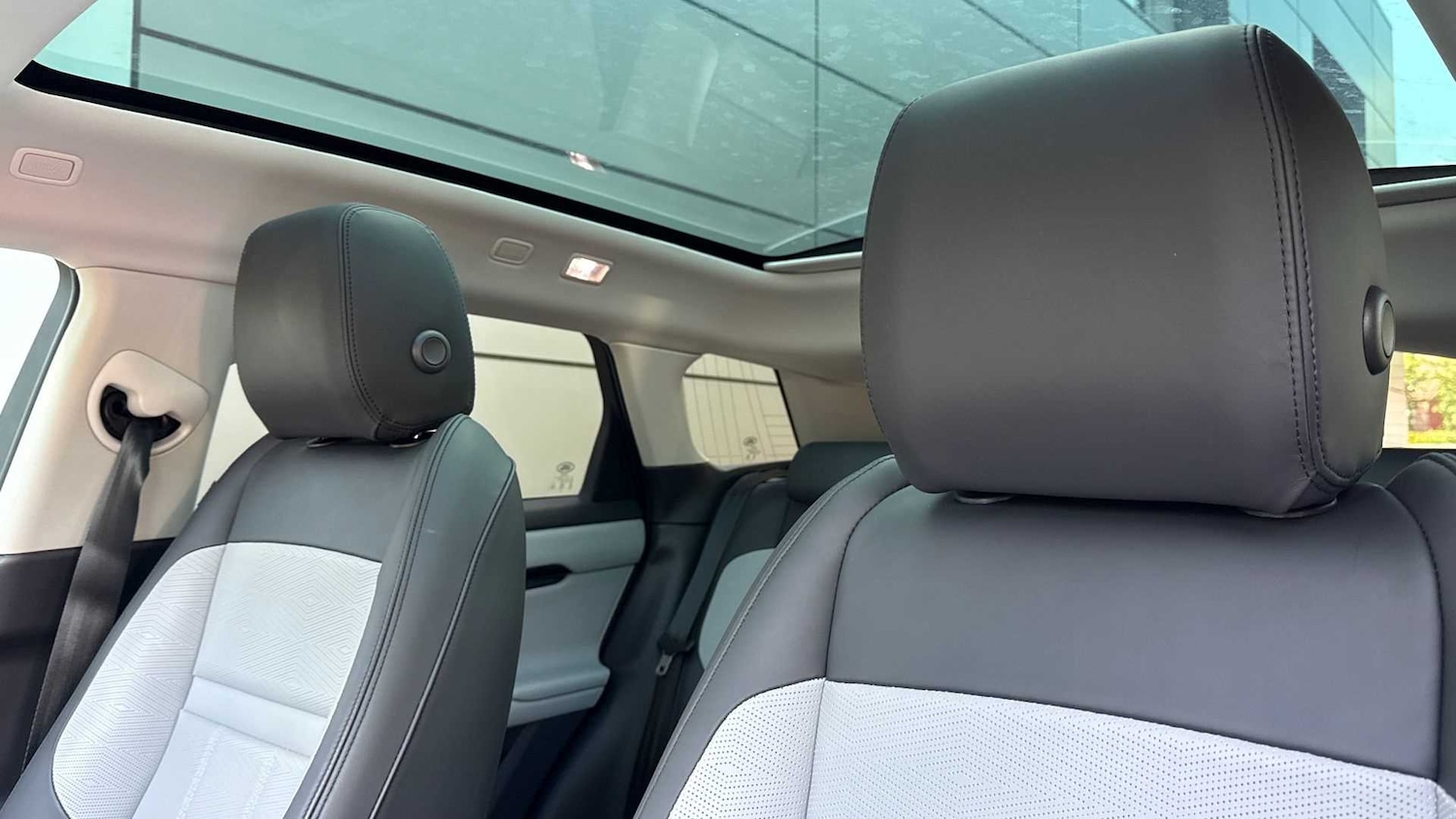 Used Land Rover Range Rover Evoque 2025 for sale - 76459801: Photo 22