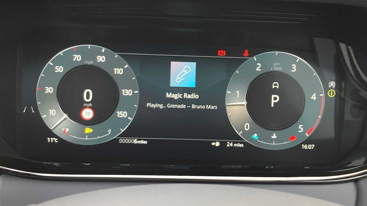 Used Land Rover Range Rover Evoque 2025 for sale - 76460482: Photo 15