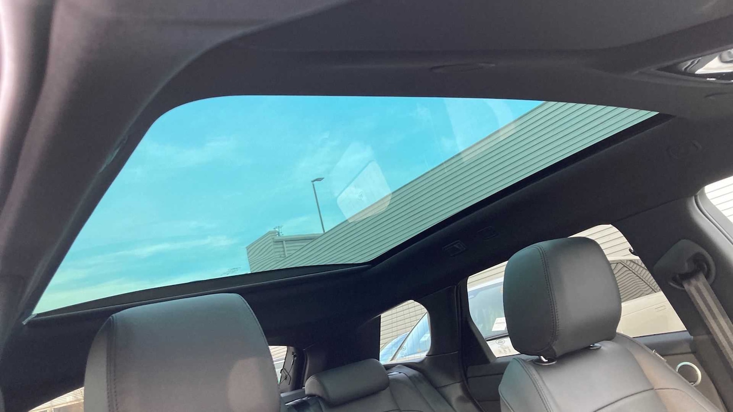 Used Land Rover Range Rover Evoque 2025 for sale - 76460482: Photo 23