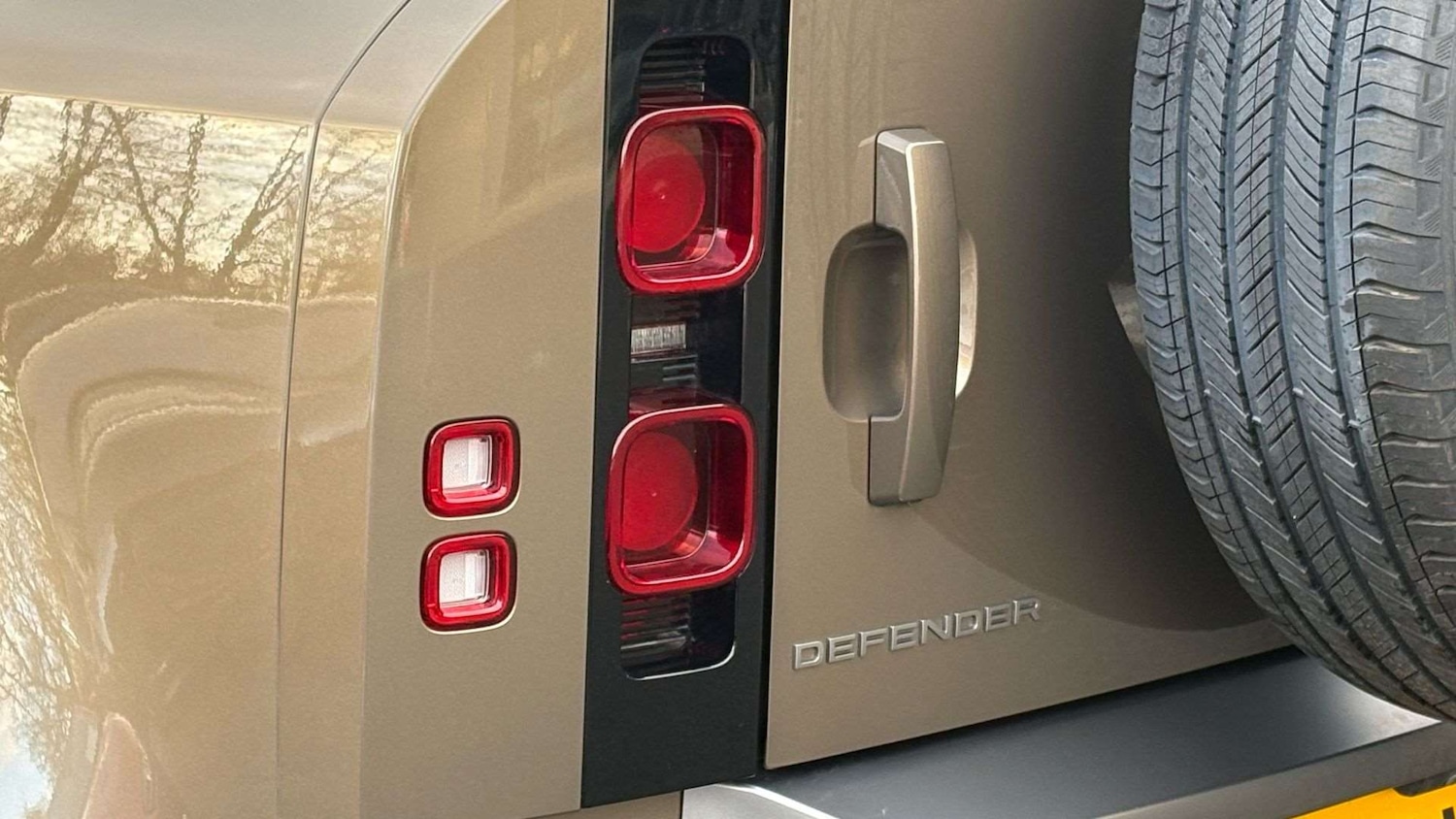 Used Land Rover Defender 2025 for sale - 76889751: Photo 19