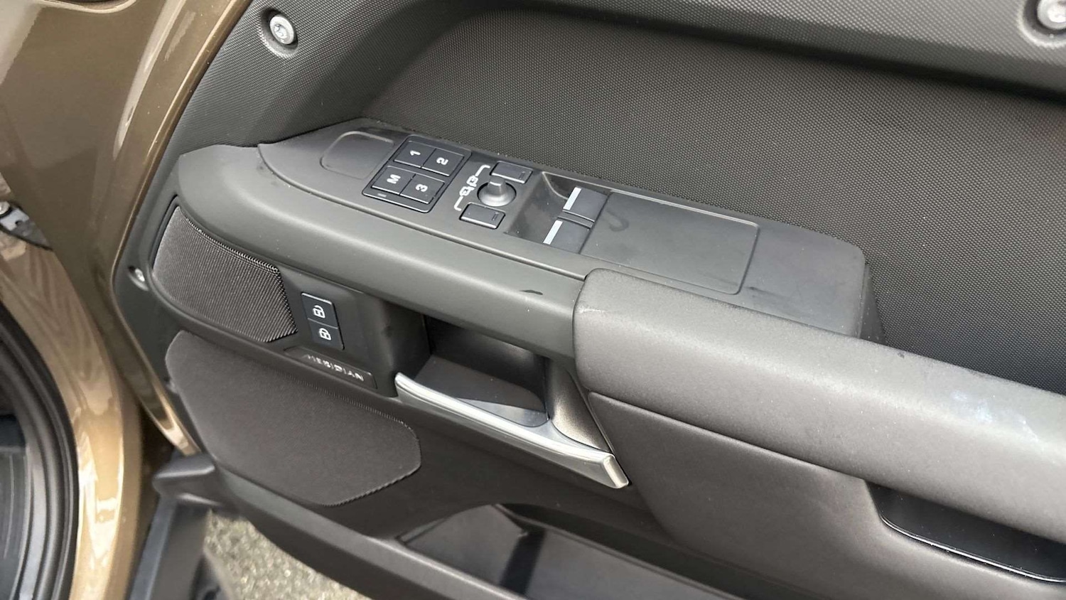 Used Land Rover Defender 2025 for sale - 76889751: Photo 25