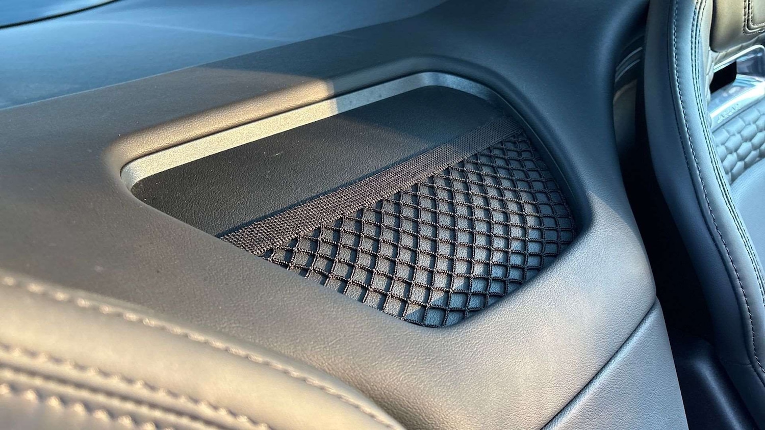 Used Jaguar F-Type 2024 for sale - 76718297: Photo 30