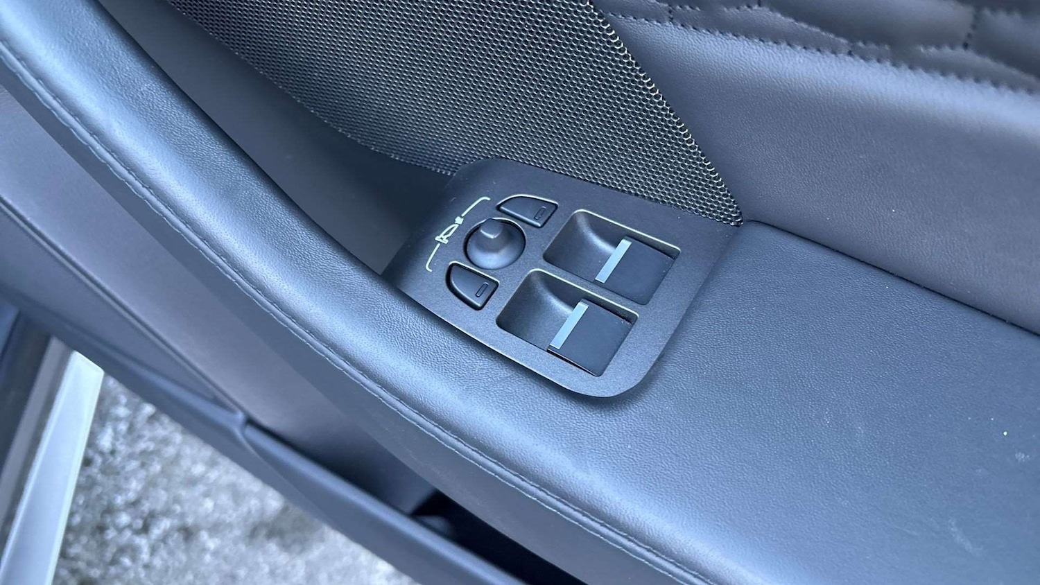 Used Jaguar F-Type 2024 for sale - 76718297: Photo 31