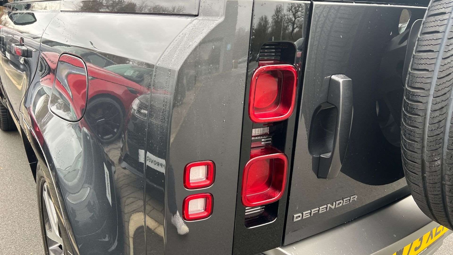 Used Land Rover Defender 2023 for sale - 76902260: Photo 19