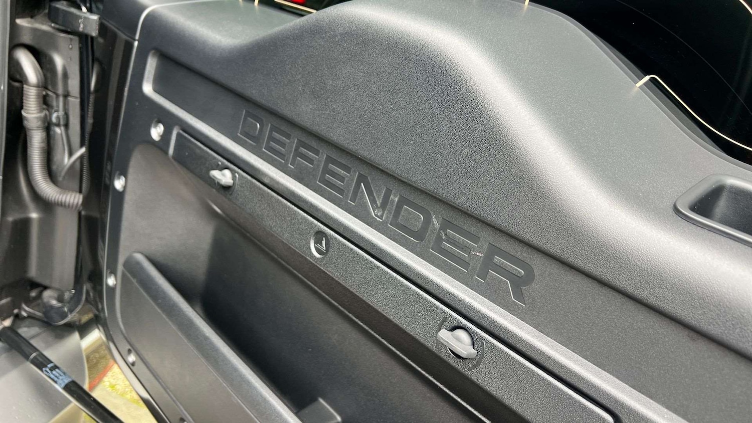 Used Land Rover Defender 2023 for sale - 76902260: Photo 28