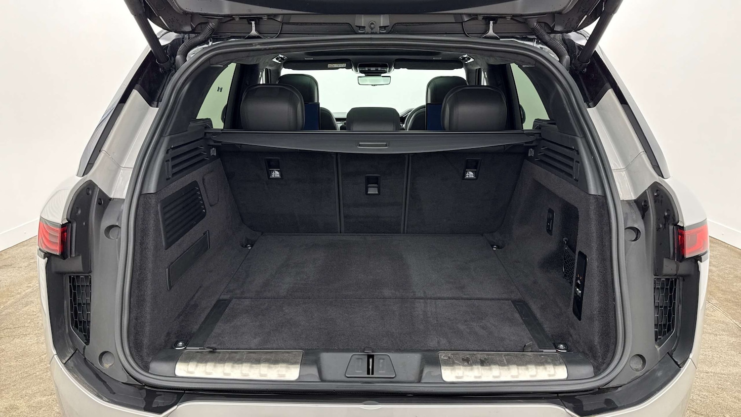 Used Land Rover Range Rover Sport 2023 for sale - 78023855: Photo 10