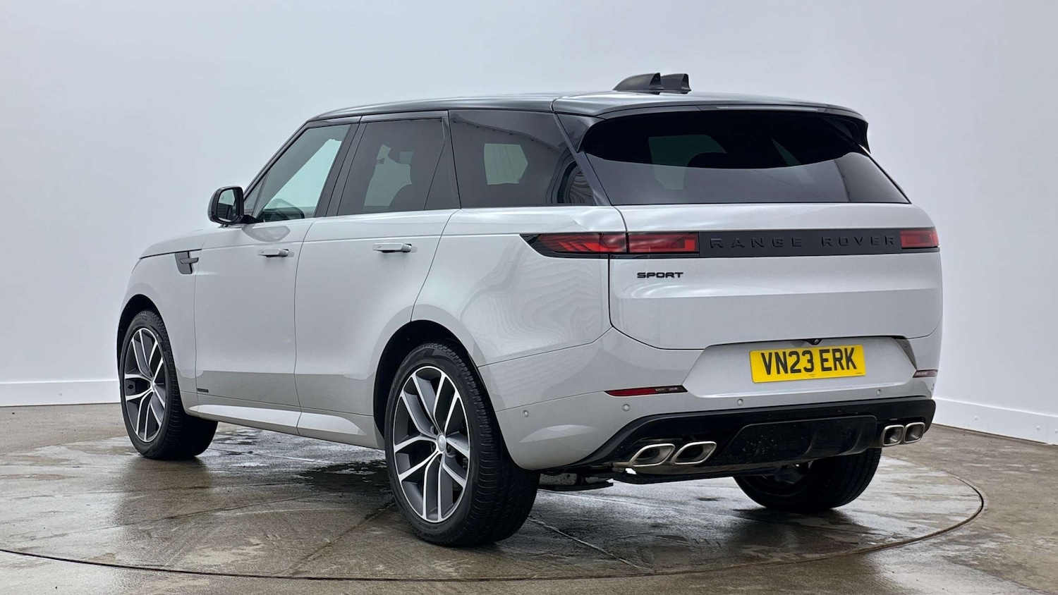 Used Land Rover Range Rover Sport 2023 for sale - 78023855: Photo 2