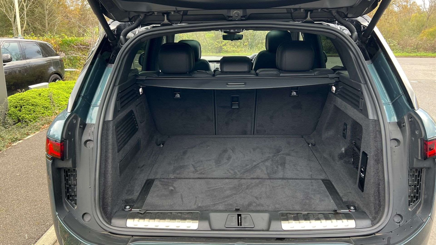 Used Land Rover Range Rover Sport 2024 for sale - 76488008: Photo 10