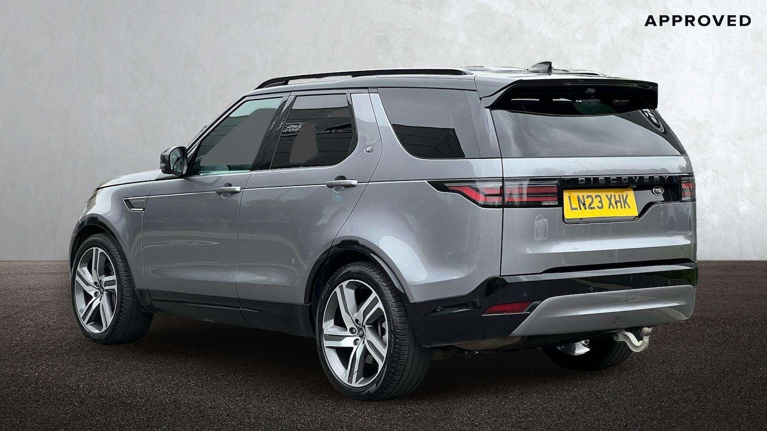 Used Land Rover Discovery 2023 for sale - 76459910: Photo 2